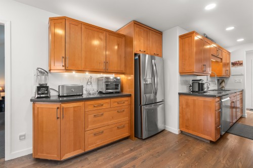 1188 Alderside Road, Port Moody, BC 