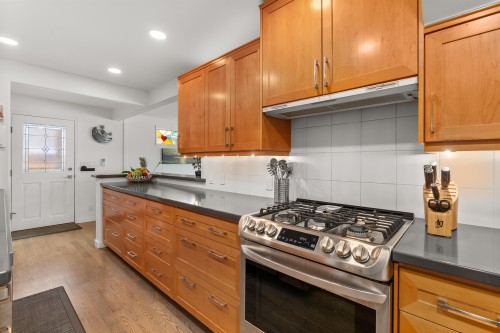 1188 Alderside Road, Port Moody, BC 