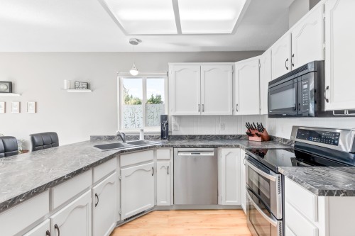 24816 118B Avenue, Maple Ridge, BC 