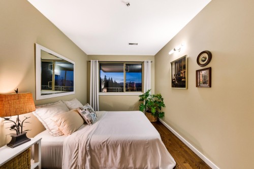 8519 Seascape Drive, West Vancouver, BC 