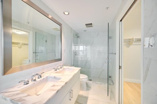 401-199 Victory Ship Way, North Vancouver, BC 