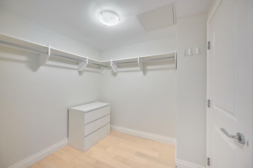 401-199 Victory Ship Way, North Vancouver, BC 