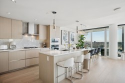 2618-89 Nelson Street  Vancouver, BC V6Z 0E7