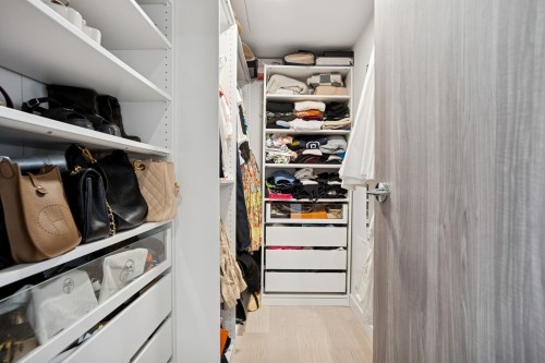 2618-89 Nelson Street, Vancouver, BC 