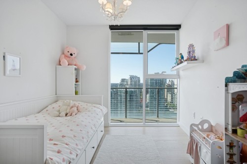 2618-89 Nelson Street, Vancouver, BC 