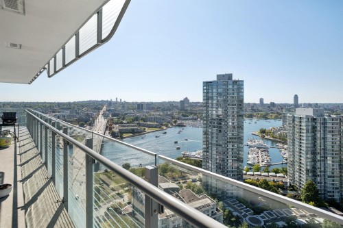 2618-89 Nelson Street, Vancouver, BC 