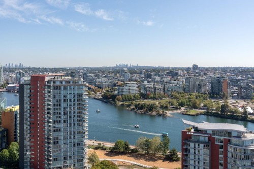 2618-89 Nelson Street, Vancouver, BC 