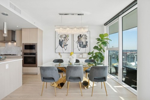 2618-89 Nelson Street, Vancouver, BC 