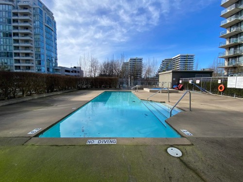 1605-7360 Elmbridge Way, Richmond, BC 