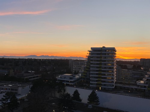 1605-7360 Elmbridge Way, Richmond, BC 