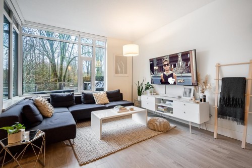 103-680 Seylynn Crescent  North Vancouver, BC V7L 0B5