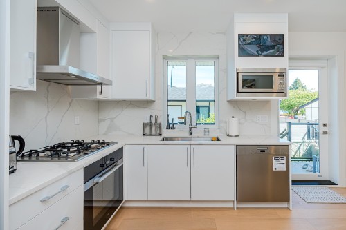 1-8182 Cartier Street, Vancouver, BC 