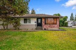 23338 122nd Avenue  Maple Ridge, BC V2X 3Y7