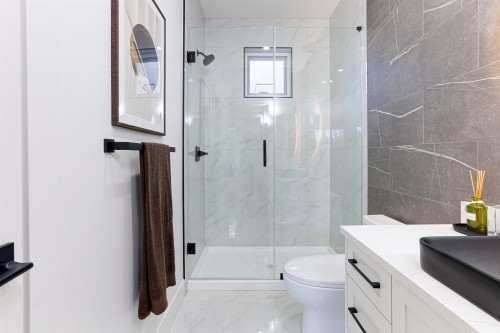 200 Phillips Street, New Westminster, BC 