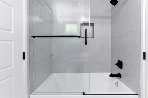 200 Phillips Street, New Westminster, BC 