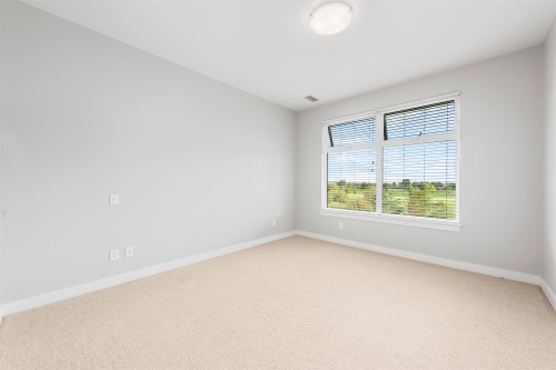 307-5099 Springs Boulevard, Delta, BC 