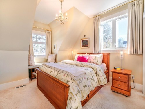 3726 33Rd Avenue W, Vancouver, BC 