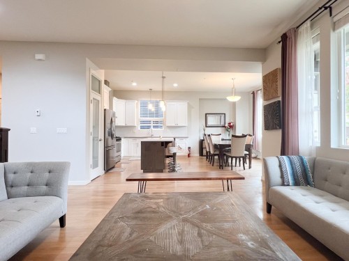 11222 243B Street, Maple Ridge, BC 