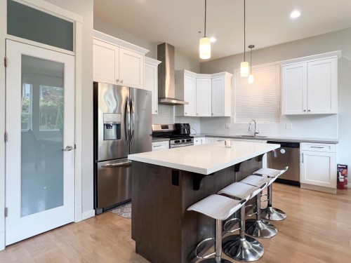 11222 243B Street, Maple Ridge, BC 