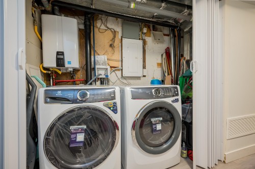 4814 Fernglen Drive, Burnaby, BC 