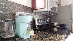 4465 7th Avenue W Vancouver, BC V6R 1X1