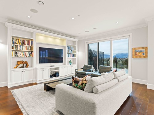 4578 Puget Drive, Vancouver, BC 