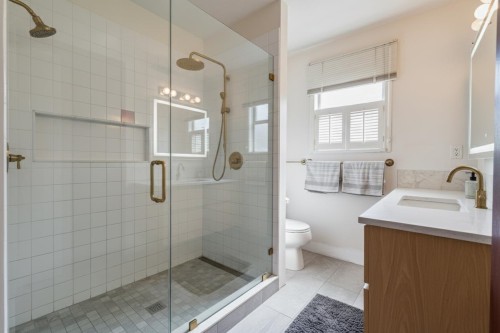 3560 Granville Avenue, Richmond, BC 