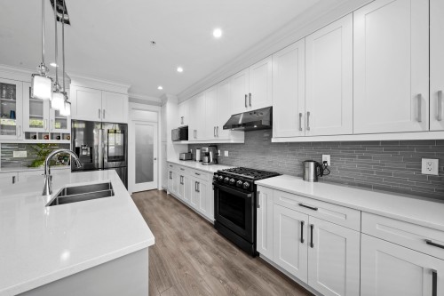 10148 246A Street, Maple Ridge, BC 