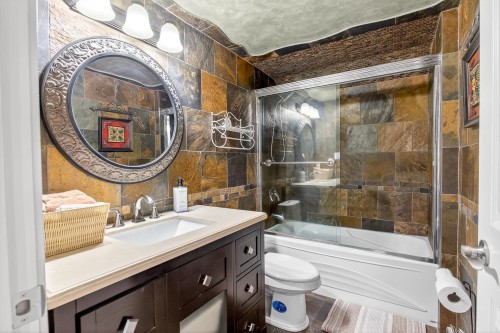 1527 Greenstone Court, Coquitlam, BC 