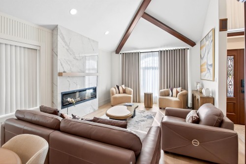 1527 Greenstone Court, Coquitlam, BC 