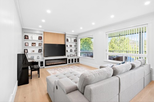 1527 Greenstone Court, Coquitlam, BC 