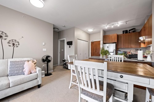 417-5885 Irmin Street, Burnaby, BC 