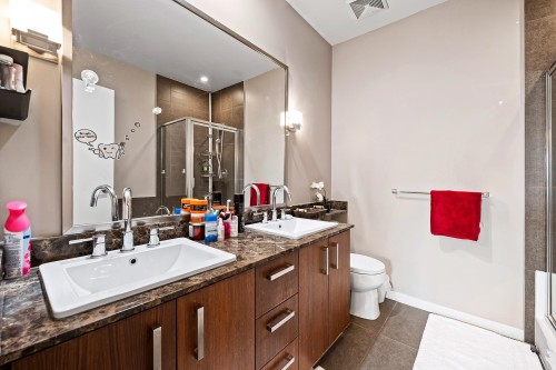 417-5885 Irmin Street, Burnaby, BC 