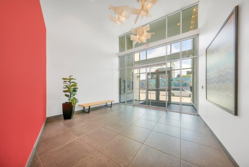 302-933 Hastings Street E, Vancouver, BC 