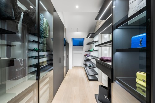 4416 1St Avenue W, Vancouver, BC 