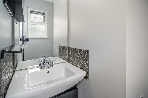 8540 Calder Road, Richmond, BC 