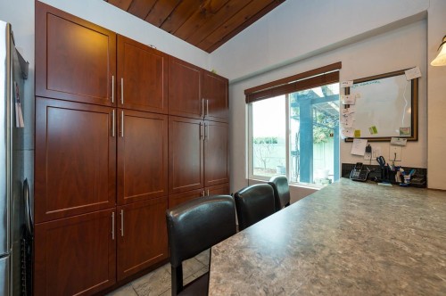 20712 River Road, Maple Ridge, BC 