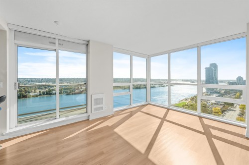 2004-125 Columbia Street, New Westminster, BC 