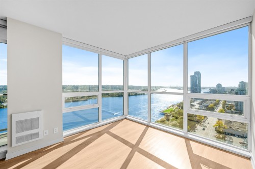 2004-125 Columbia Street, New Westminster, BC 