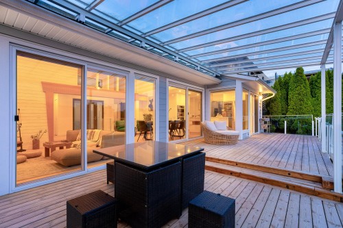 1122 Ioco Road, Port Moody, BC 