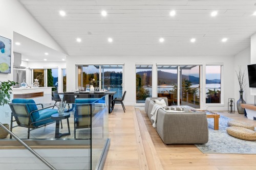 1122 Ioco Road, Port Moody, BC 