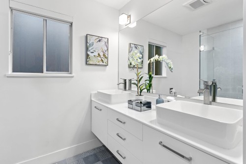 1122 Ioco Road, Port Moody, BC 