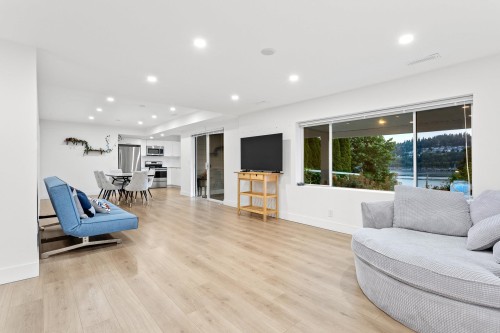 1122 Ioco Road, Port Moody, BC 