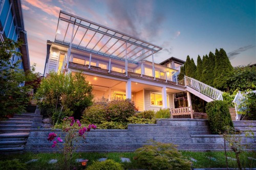 1122 Ioco Road, Port Moody, BC 