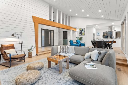 1122 Ioco Road, Port Moody, BC 