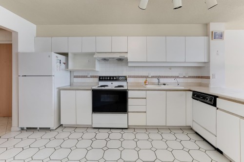 806-1245 Quayside Drive, New Westminster, BC 