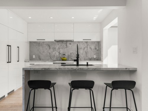 4615 7Th Avenue W, Vancouver, BC 