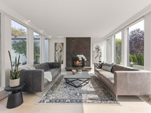 4615 7Th Avenue W, Vancouver, BC 