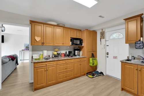 1457 Marine Drive Se, Vancouver, BC 