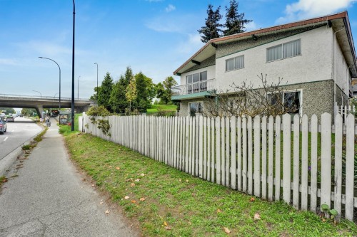 1457 Marine Drive Se, Vancouver, BC 